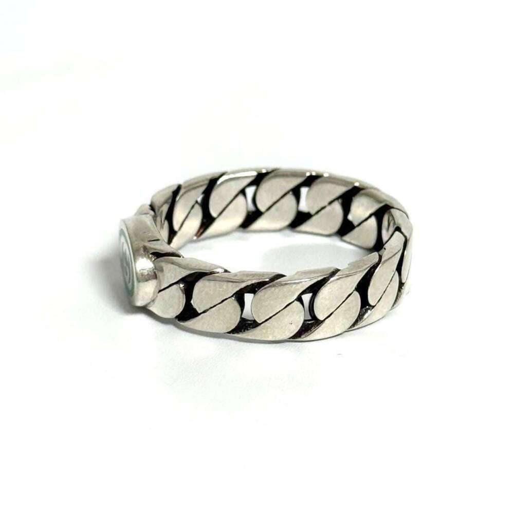 Gucci Men's Interlocking G Silver Ring - Picture 4 of 10
